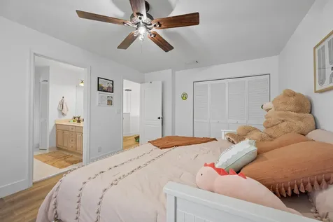 8738 Marlamoor Lane Palm Beach Gardens FL 33412