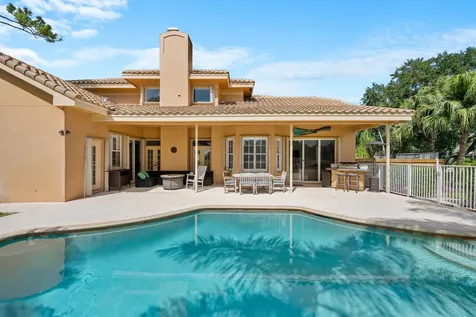 8738 Marlamoor Lane Palm Beach Gardens FL 33412