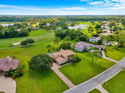 8738 Marlamoor Lane Palm Beach Gardens FL 33412