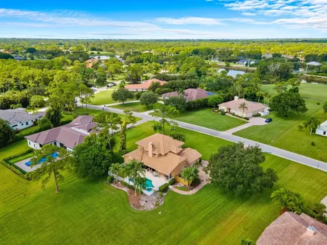 8738 Marlamoor Lane Palm Beach Gardens FL 33412