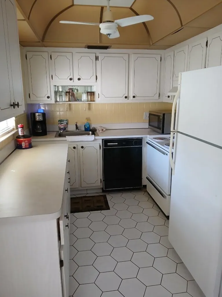 141 Saxony C Terrace Delray Beach FL 33446