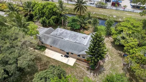 129 Fleming Avenue Greenacres FL 33463