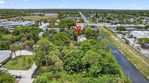 129 Fleming Avenue Greenacres FL 33463