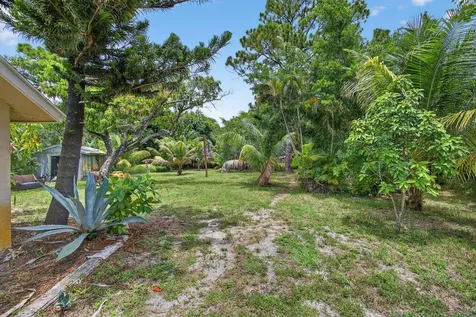 129 Fleming Avenue Greenacres FL 33463