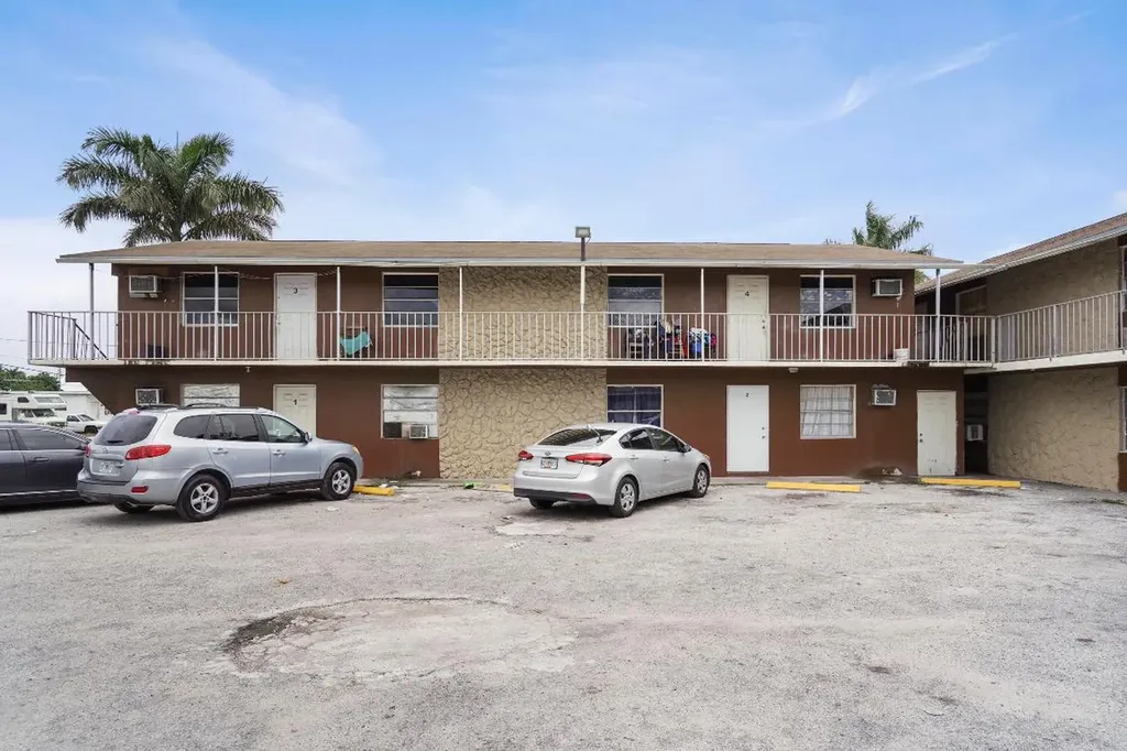 241 NW 11th 1 Street Belle Glade FL 33430