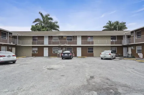 241 NW 11th 1 Street Belle Glade FL 33430