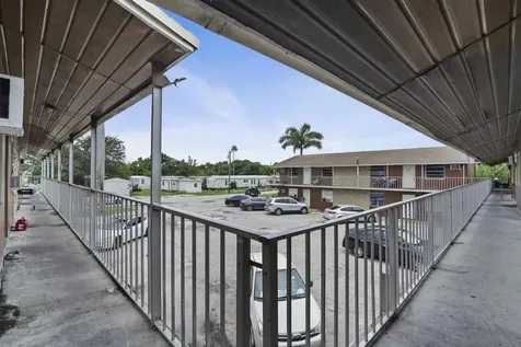 241 NW 11th 1 Street Belle Glade FL 33430
