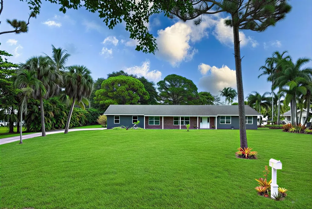 11144 Monet Woods - Old House Palm Beach Gardens FL 33410