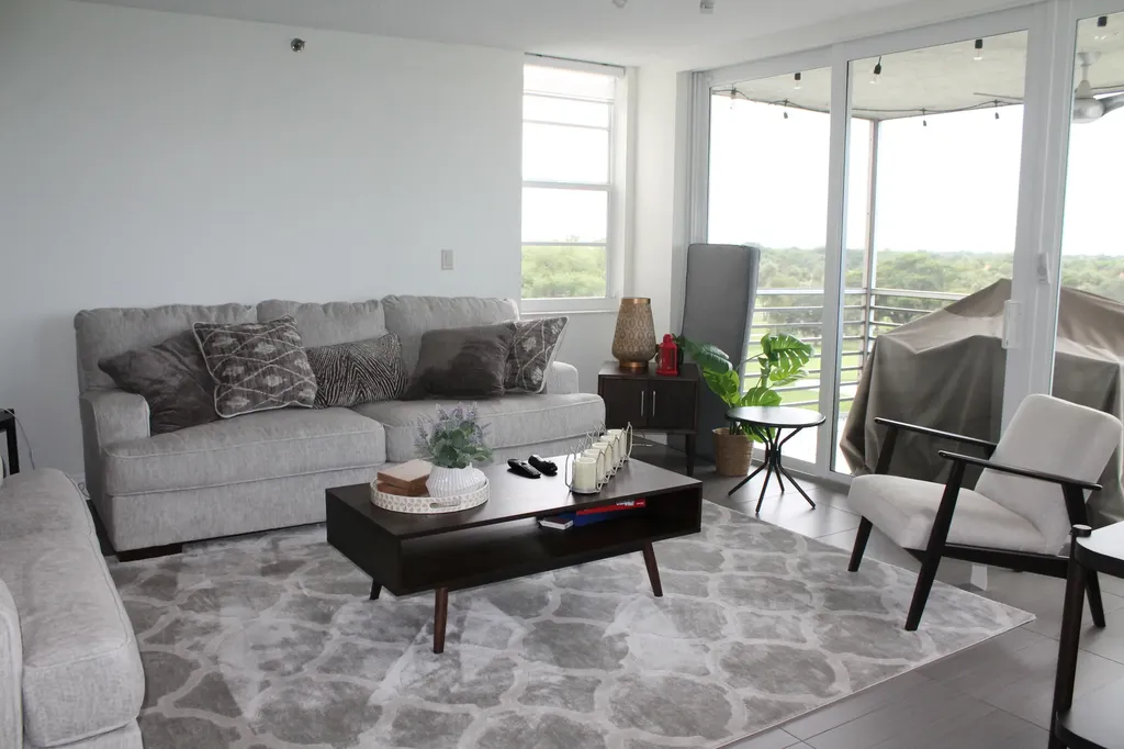 3507 Oaks Way Pompano Beach FL 33069