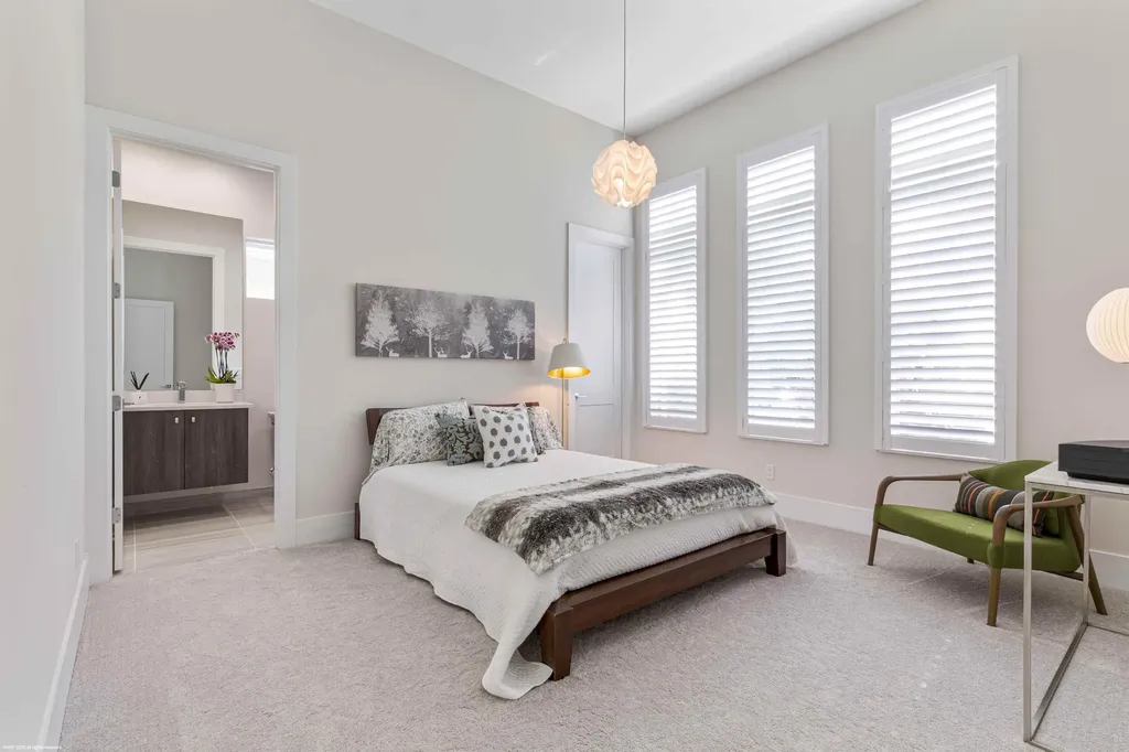 9372 Coral Isle Circle Palm Beach Gardens FL 33412