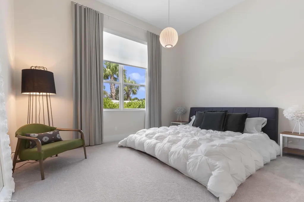 9372 Coral Isle Circle Palm Beach Gardens FL 33412