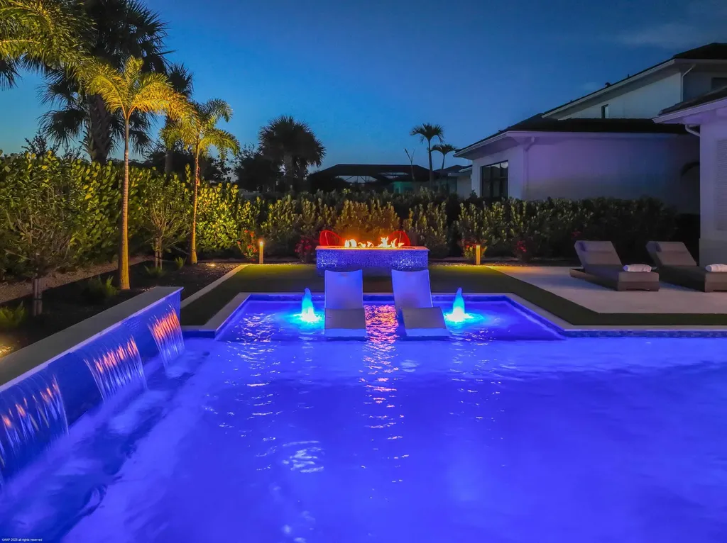 9372 Coral Isle Circle Palm Beach Gardens FL 33412