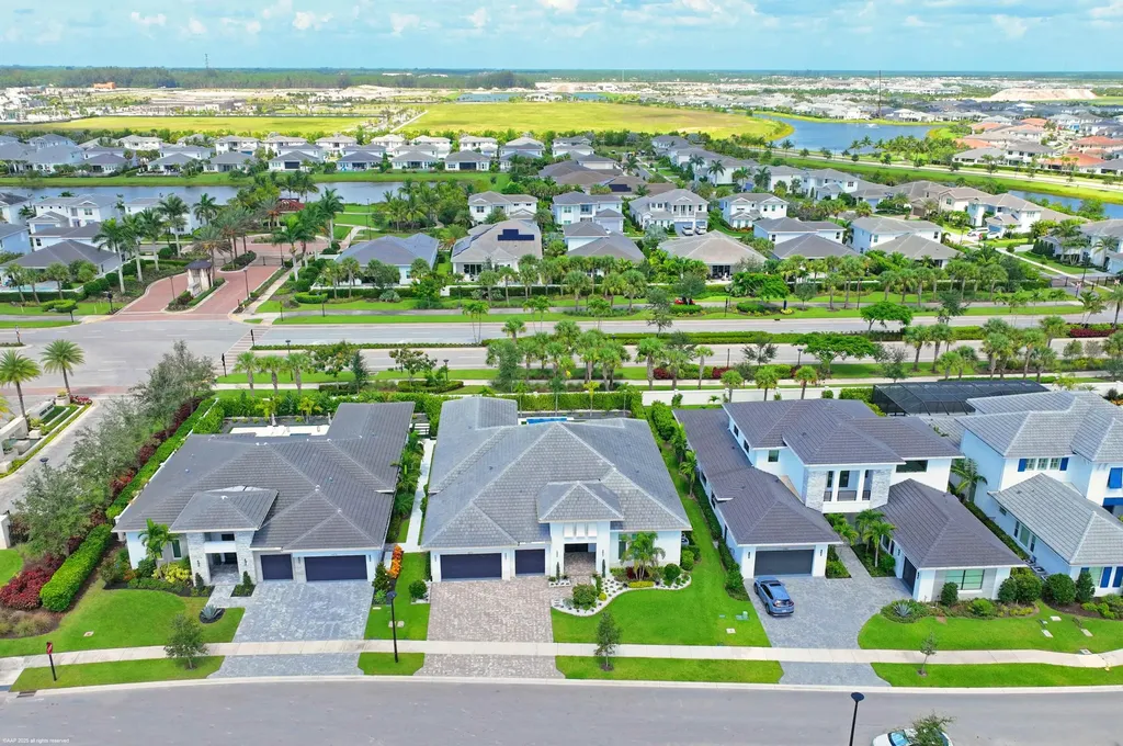 9372 Coral Isle Circle Palm Beach Gardens FL 33412