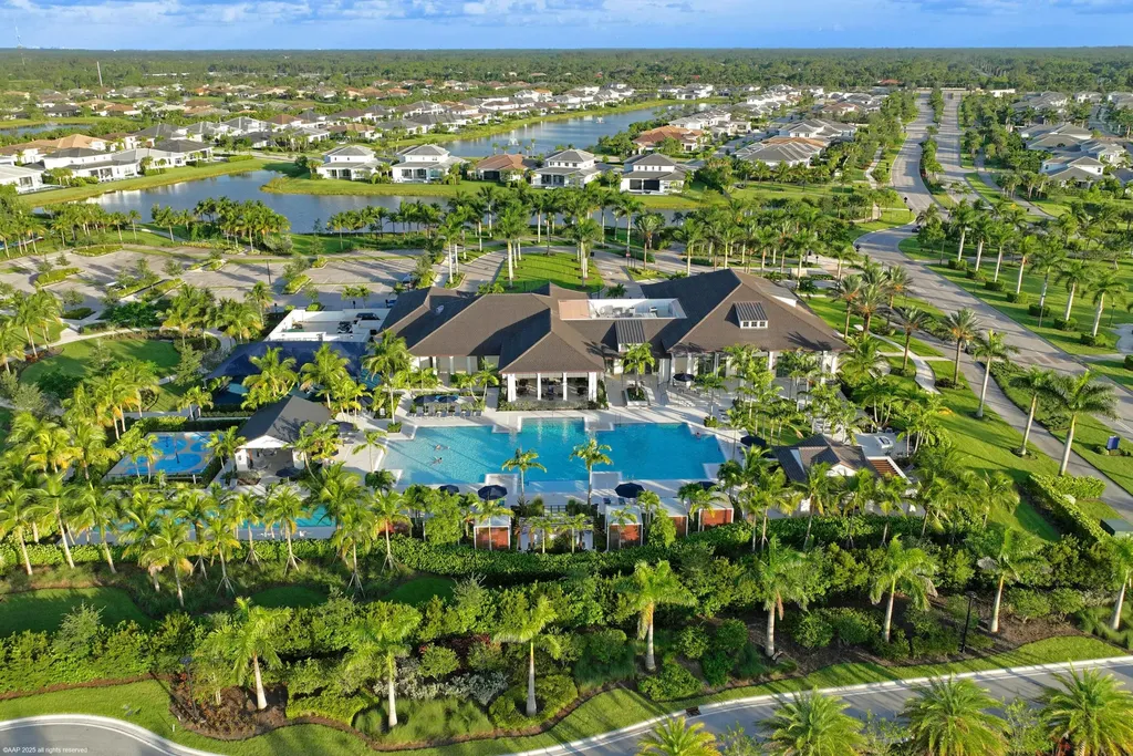 9372 Coral Isle Circle Palm Beach Gardens FL 33412