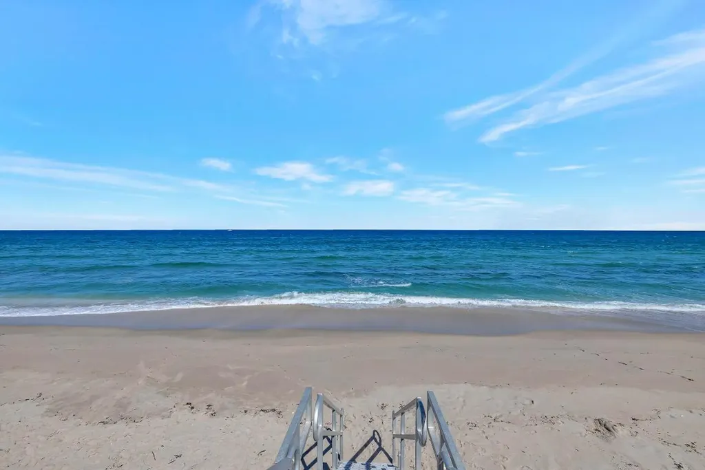 3605 S Ocean Boulevard South Palm Beach FL 33480