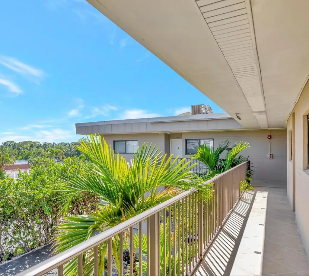 3605 S Ocean Boulevard South Palm Beach FL 33480