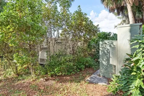 7051 N Seacrest Boulevard Lantana FL 33462