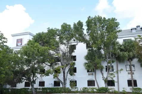 7051 N Seacrest Boulevard Lantana FL 33462