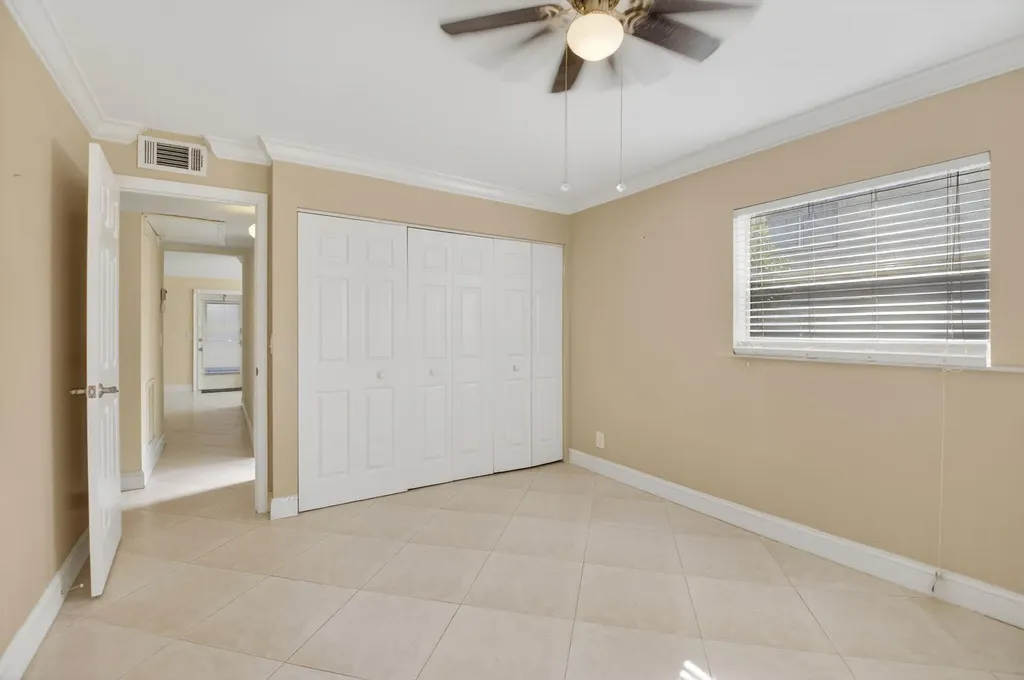 109 Monaco C Delray Beach FL 33446