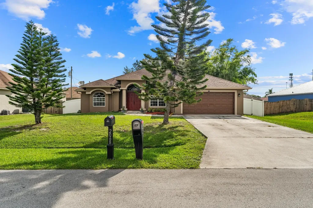 2067 SW Mcallister Lane Port St Lucie FL 34953