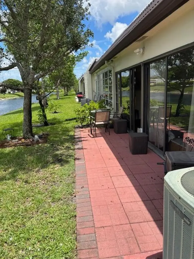 143 Lake Susan Drive West Palm Beach FL 33411