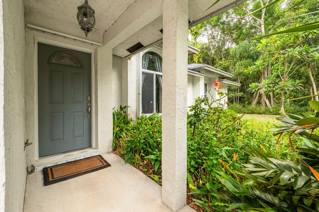 15884 North Road Loxahatchee Groves FL 33470