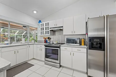 15884 North Road Loxahatchee Groves FL 33470