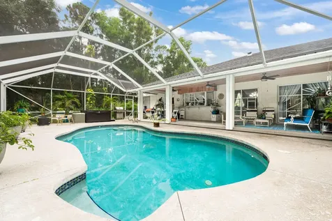 15884 North Road Loxahatchee Groves FL 33470