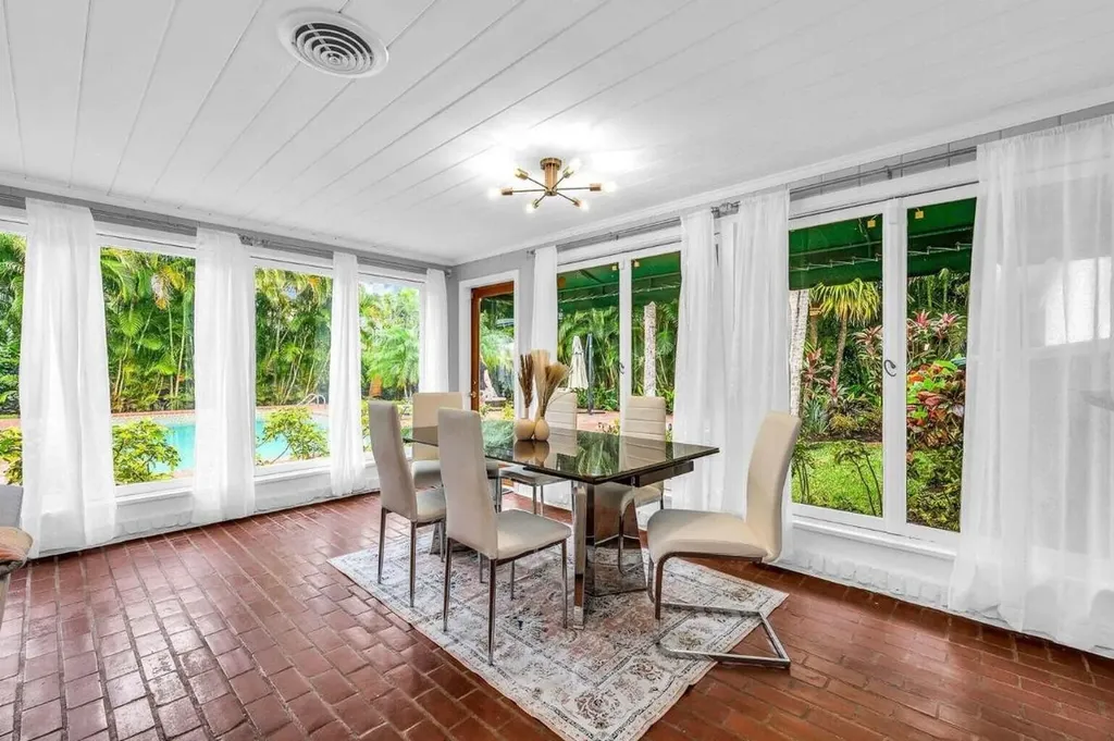 127 Miramar Way West Palm Beach FL 33405
