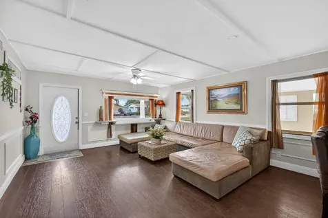1136 W 7th Street Riviera Beach FL 33404