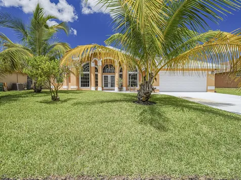 3566 SW Voyager Street Port St Lucie FL 34953