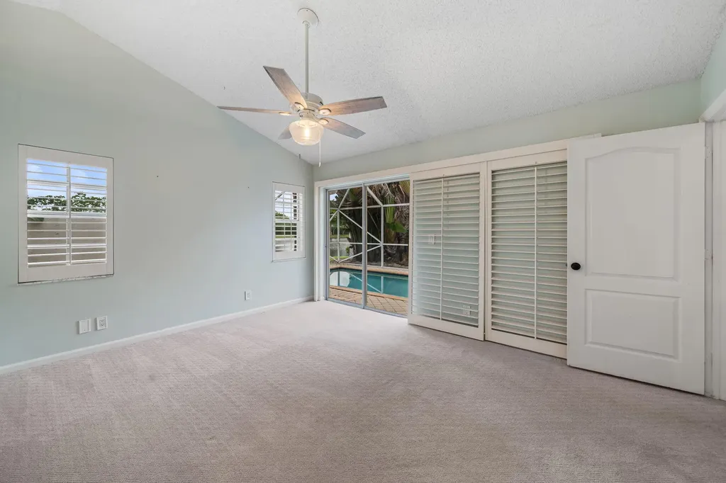 9190 Heathridge Drive West Palm Beach FL 33411