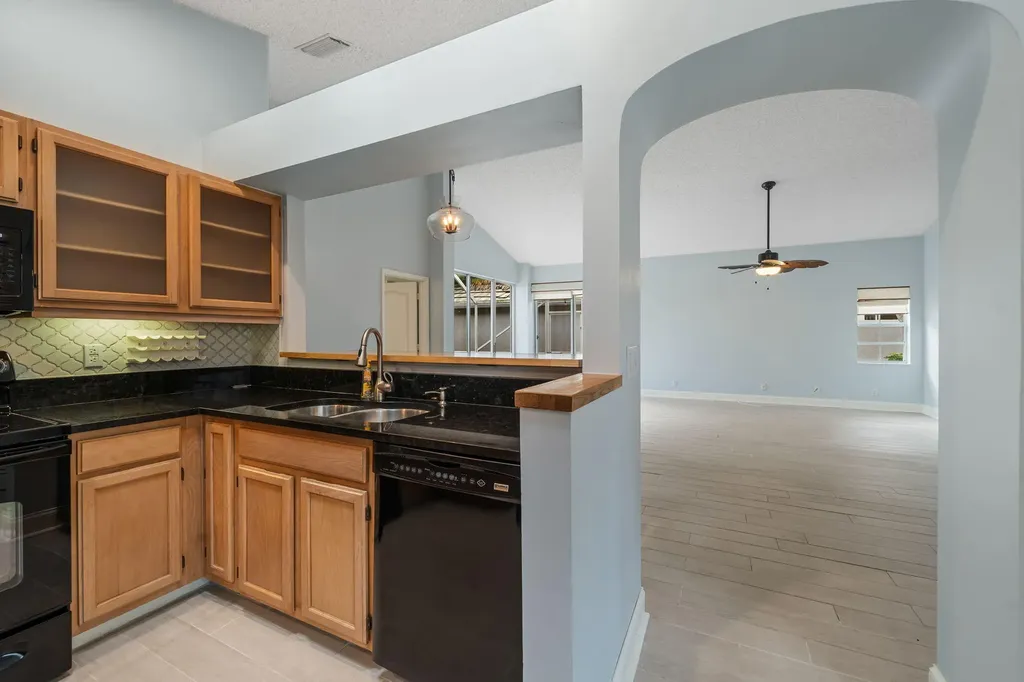 9190 Heathridge Drive West Palm Beach FL 33411