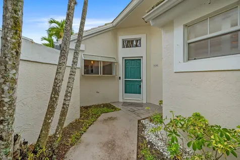 9190 Heathridge Drive West Palm Beach FL 33411