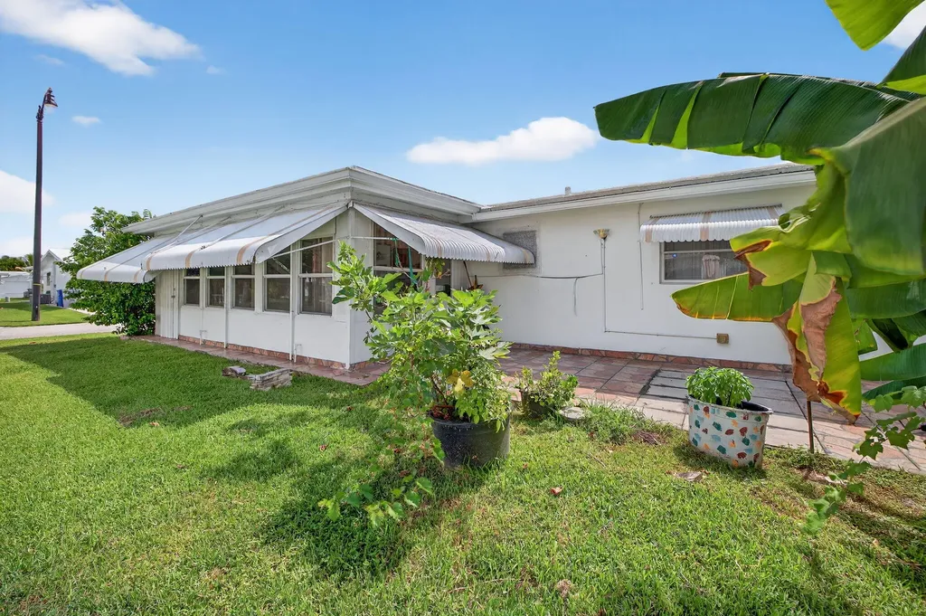 3051 NW 1st Drive Pompano Beach FL 33064