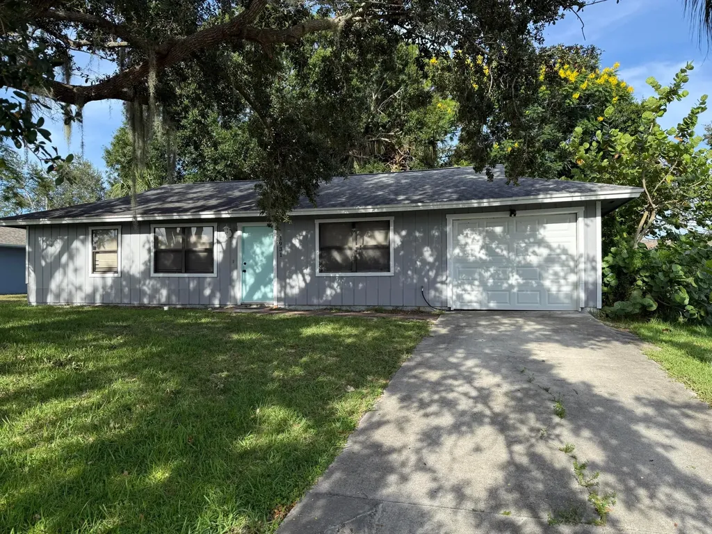 1931 SW Beekman Street Port St Lucie FL 34953