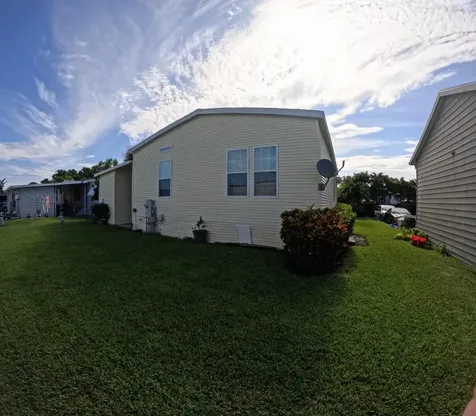 6119 N Ficus Lane Lantana FL 33462