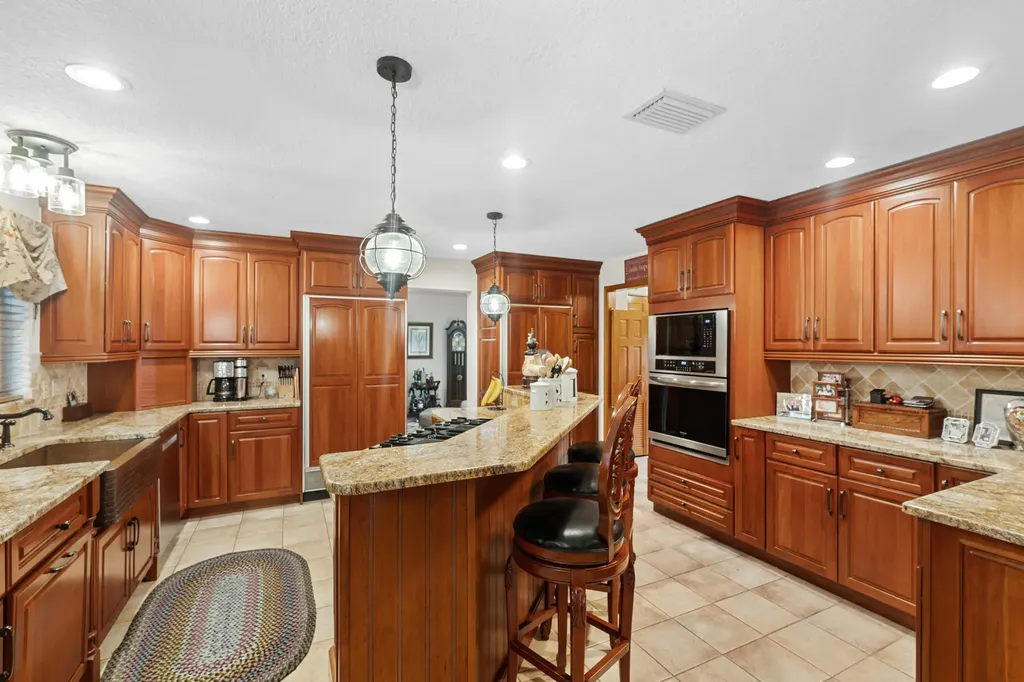 5371 Cougars Prowl Lake Worth FL 33449