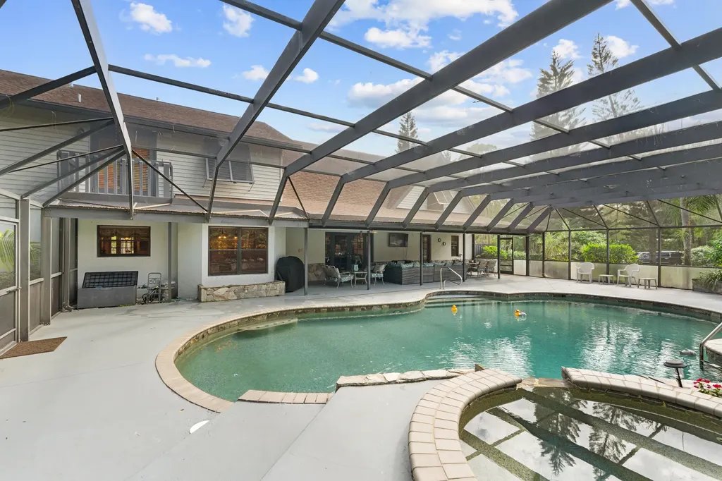 5371 Cougars Prowl Lake Worth FL 33449