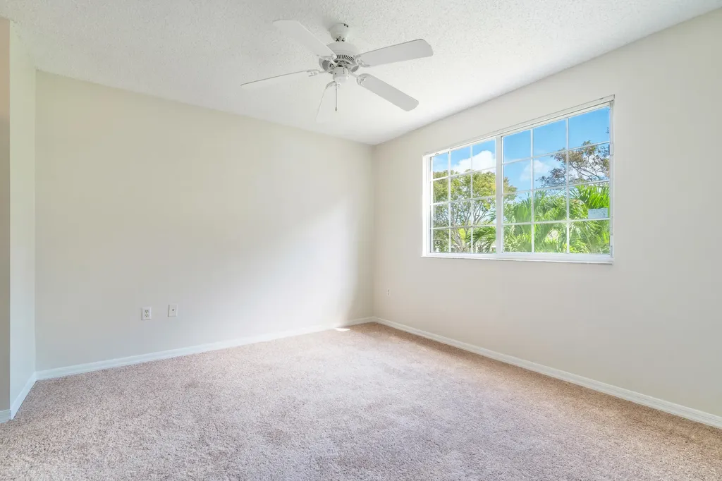 4187 N Haverhill Road West Palm Beach FL 33417