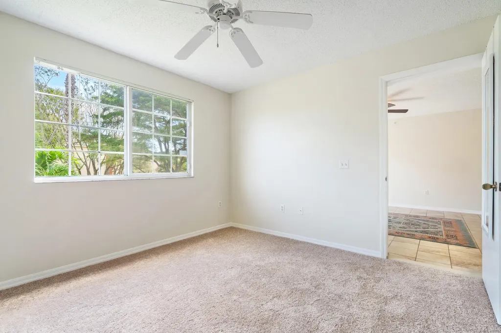 4187 N Haverhill Road West Palm Beach FL 33417