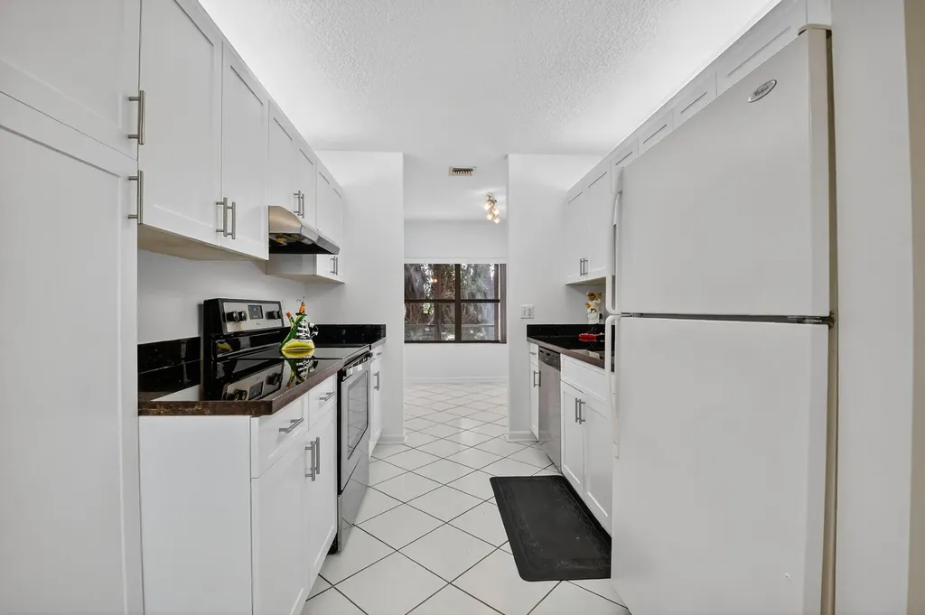 5382 Venetia Court Boynton Beach FL 33437