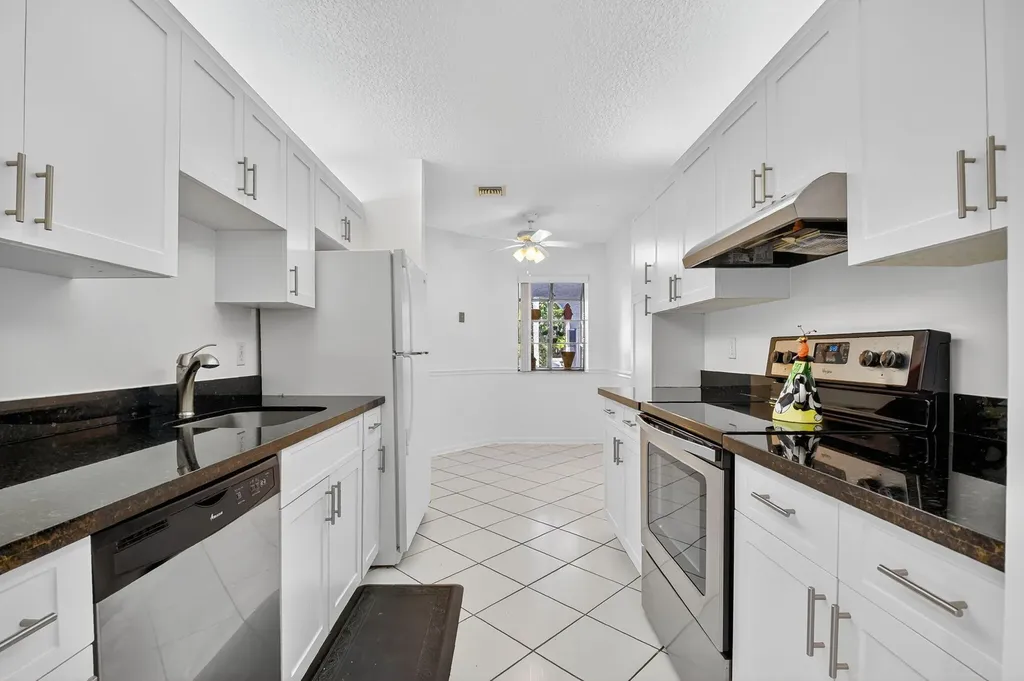 5382 Venetia Court Boynton Beach FL 33437