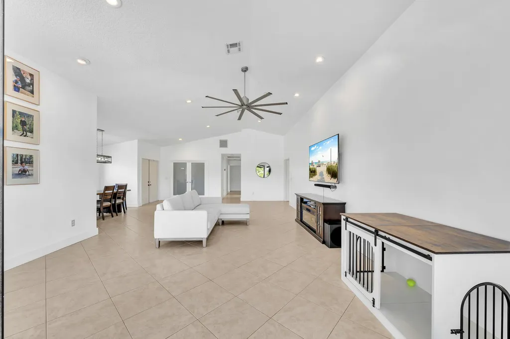 10255 Sunset Bend Drive Boca Raton FL 33428