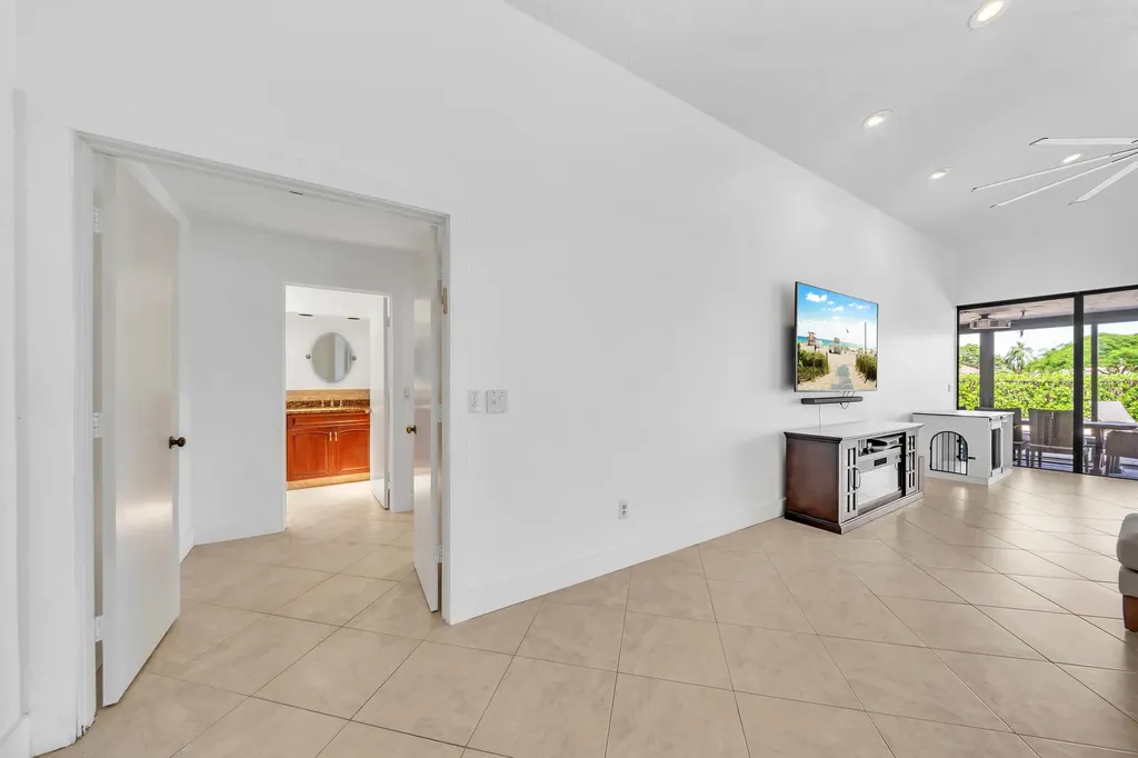 10255 Sunset Bend Drive Boca Raton FL 33428