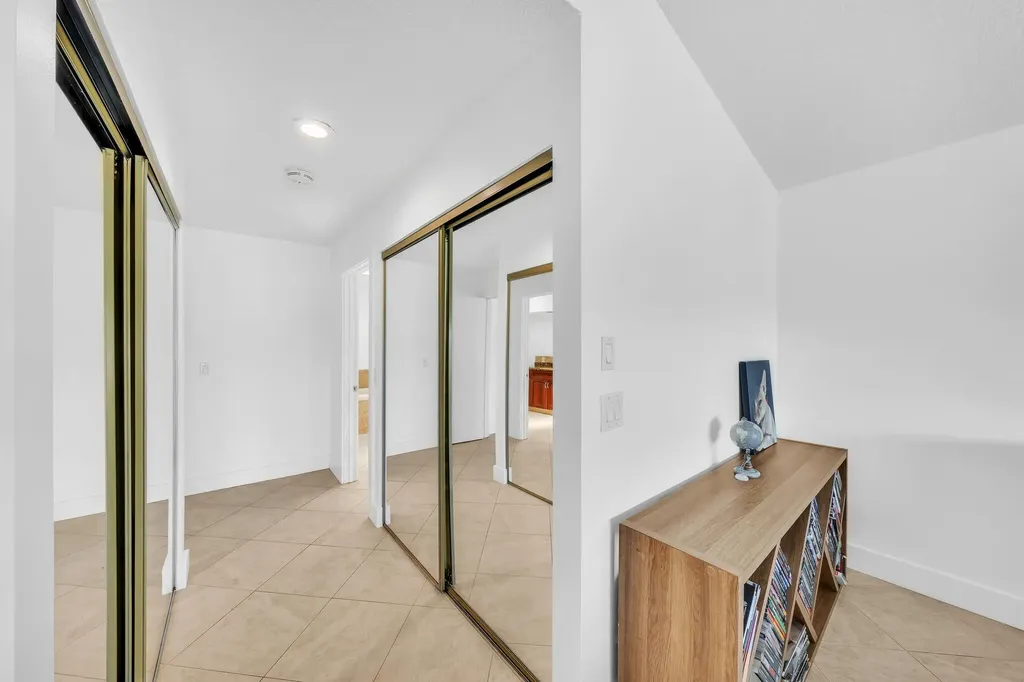 10255 Sunset Bend Drive Boca Raton FL 33428