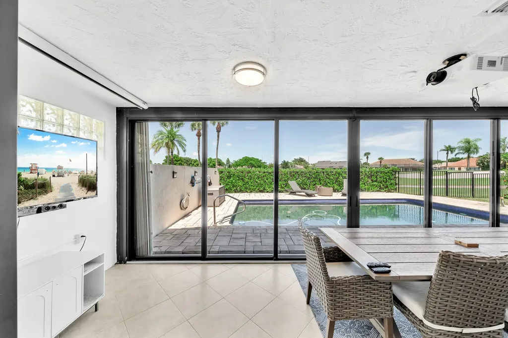10255 Sunset Bend Drive Boca Raton FL 33428