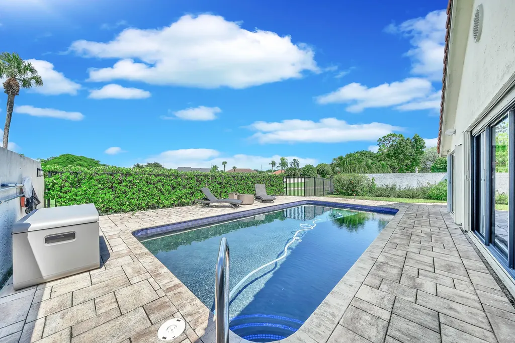 10255 Sunset Bend Drive Boca Raton FL 33428