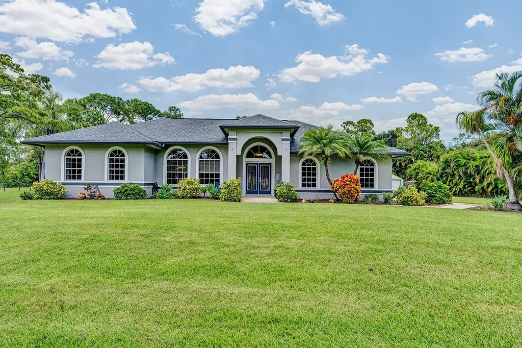16229 68th Street N Loxahatchee FL 33470