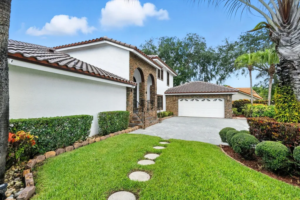 2195 Portland Court Wellington FL 33414